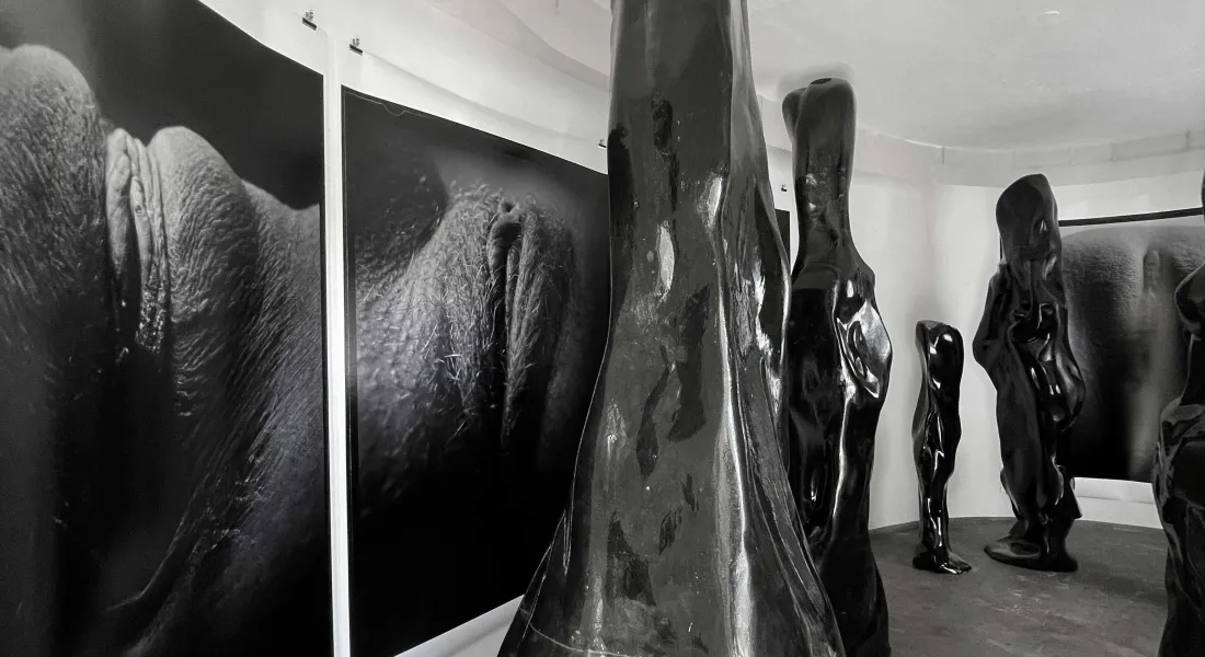 Ausstellungsansicht sacra conversazione Foto: Christof Rehm © VG Bild-Kunst, Bonn 2025