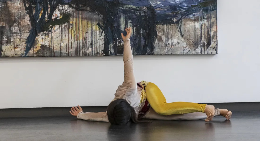 »Gemeinschaft« – Kathrin Knöpfle, Tanzperformance im H1, Glaspalast © a3kultur/mav