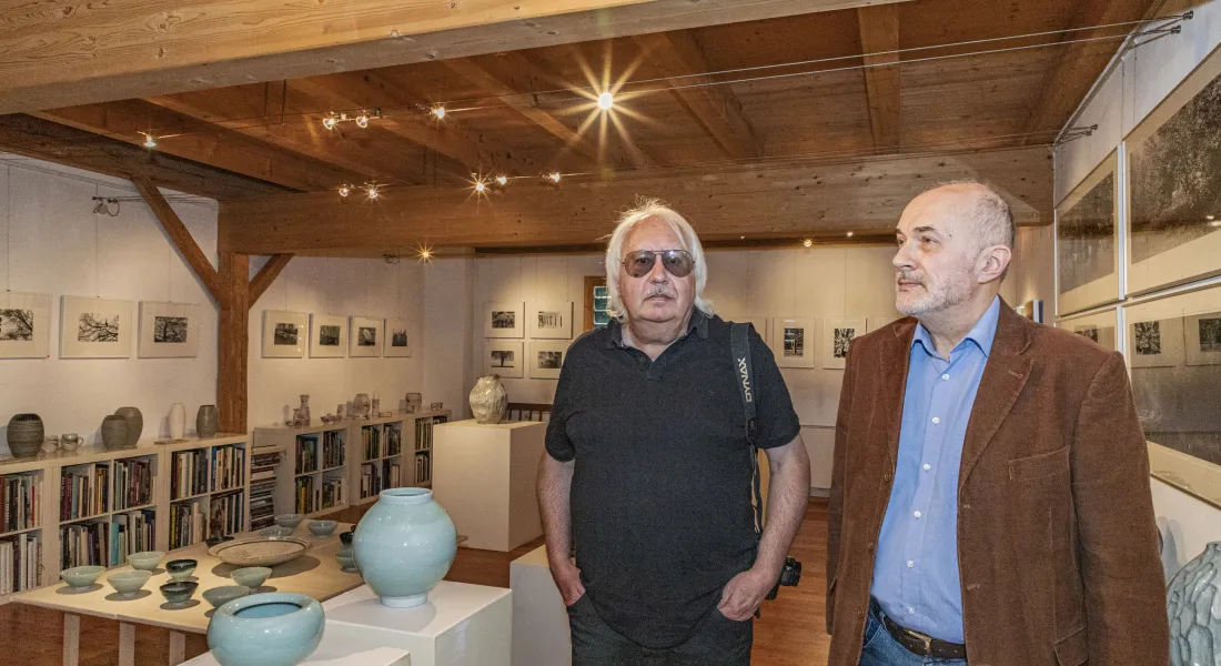 Die beiden Fotografen Helmut Hien und Wilfried Edelmann bezeichnen sich selbst als »konservativ«, da ihre Schwarzweißaufnahmen mit analoger Technik entstehen, ohne Verfremdungseffekte. © a3kultur/mav