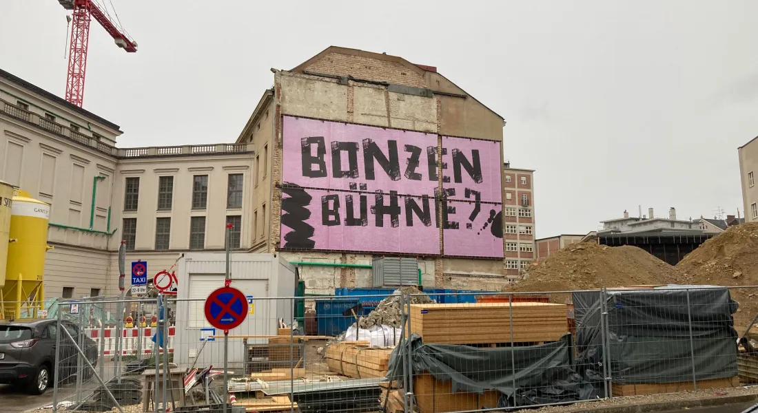 Bonzenbühne Theaterbaustelle