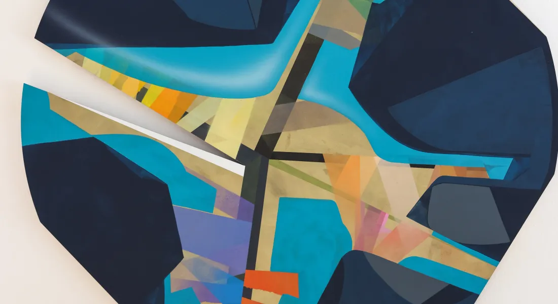 Ausstellungsansicht »Shades of Paint – Abstrakte Positionen heute« im Studio der Galerie Noah, Glaspalast Augsburg, 2025. © Joachim Schafnitzl