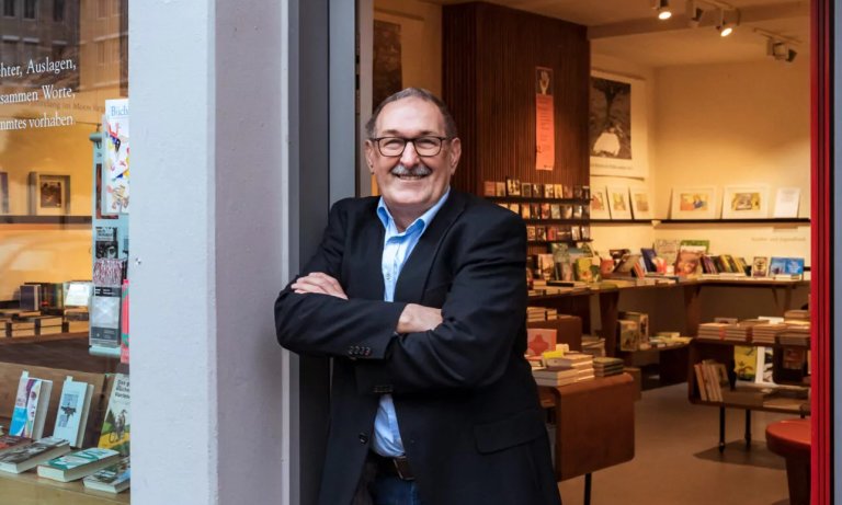 Kurt Idrizovic in der Buchhandlung am Obstmarkt