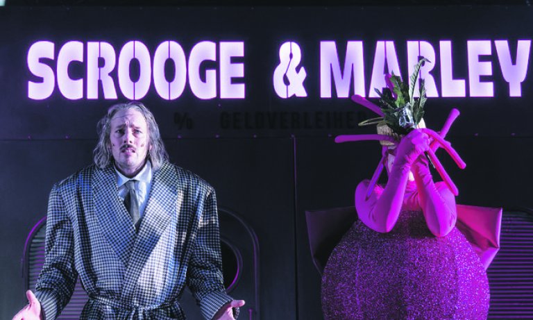 Weihnachtsgeschichte, Staatstheater