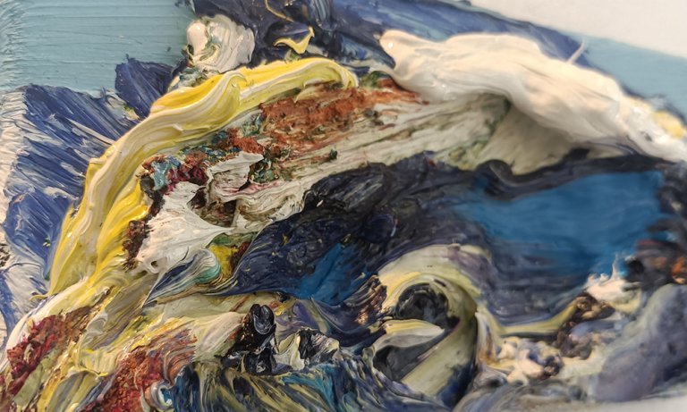 Dick aufgetürmte Ölfarbe auf einem Gemälde (Detail)