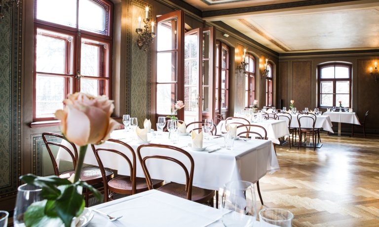 Billardsaal im parktheater im kurhaus göggingen