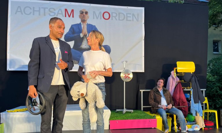 Achtsam Morden Sensemble Theater